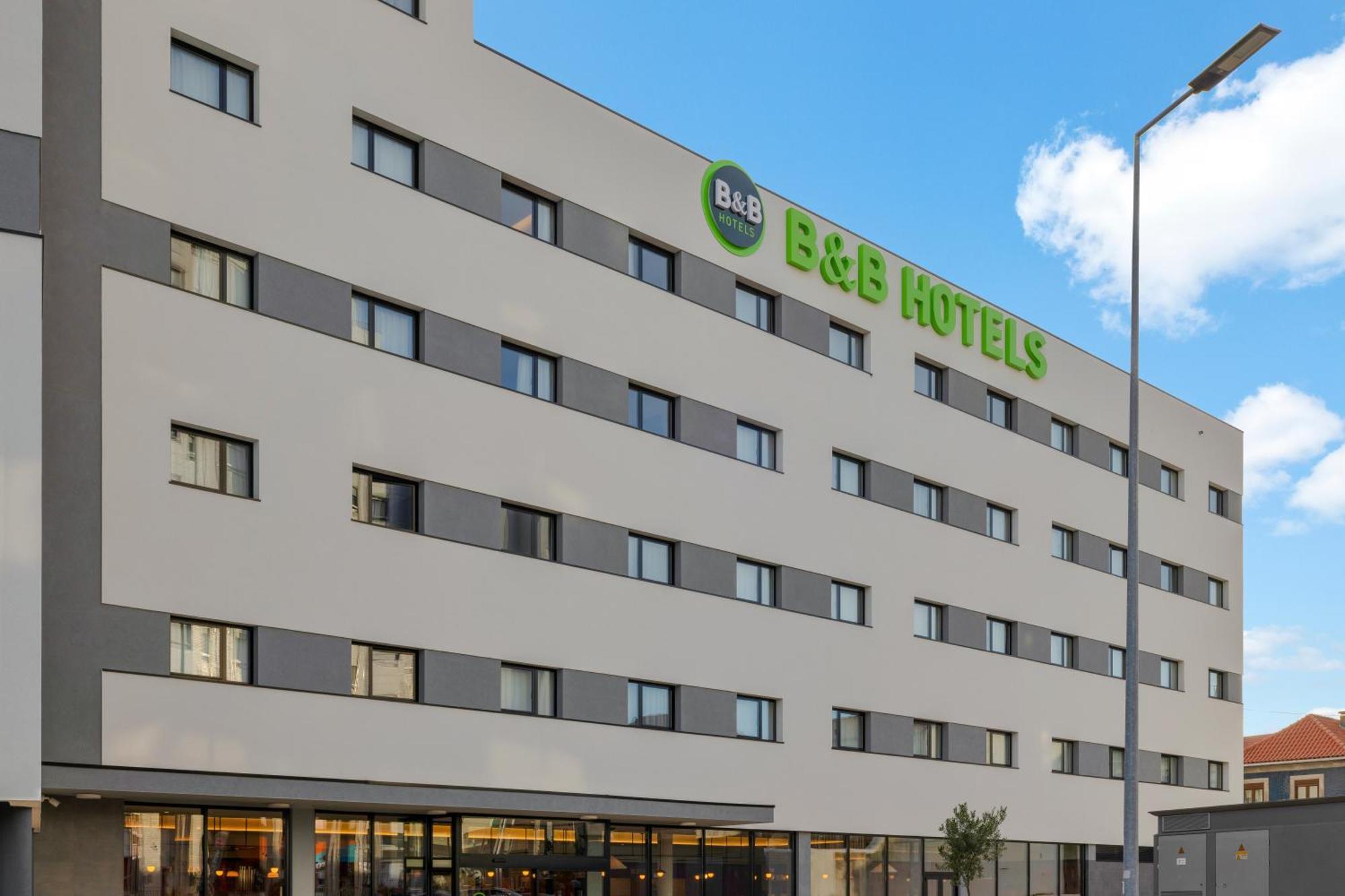 B&B Hotel 비아나도카스텔로 외부 사진