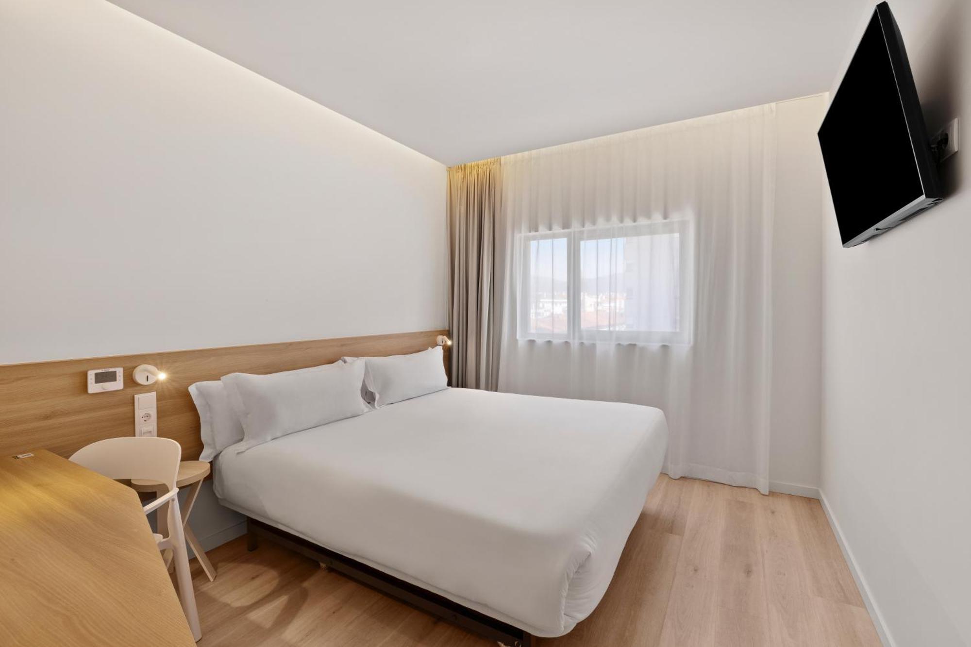 B&B Hotel 비아나도카스텔로 외부 사진
